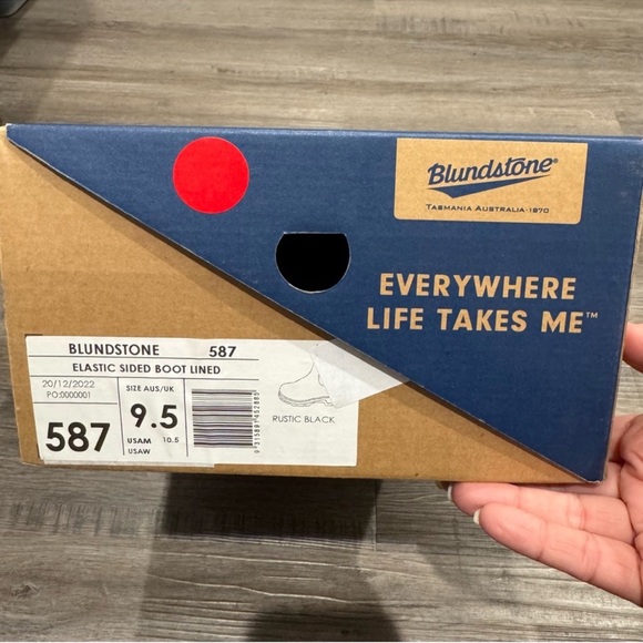 Blundstone BL 587 Chelsea Suede Rustic Black Leather Boots - Picture 12 of 12